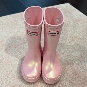 Hunter Kids Shiny Pink Rain Boots